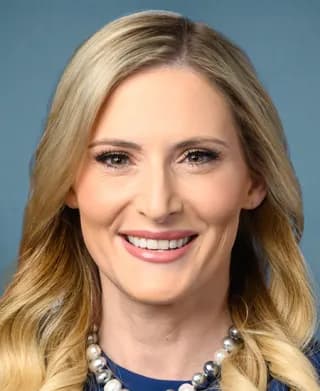 Laurel Lee official portrait
